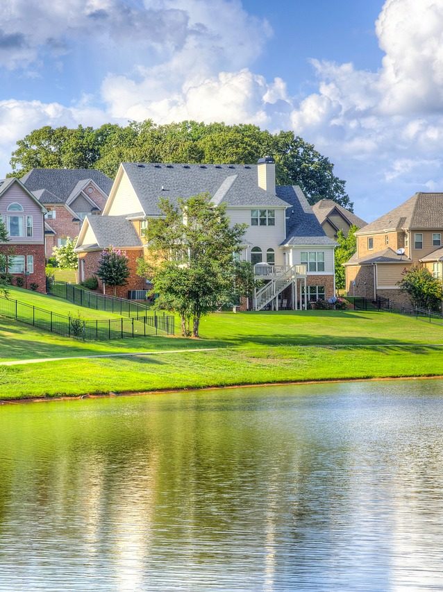 Homes in a South Carolina waterfront neighborhood